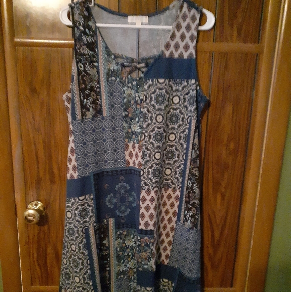 Blue Floral Print Dress with pockets - Picture 1 of 1
